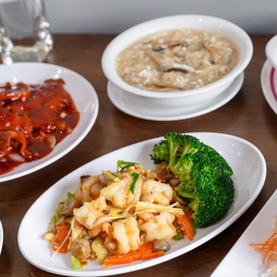 HoHo Kitchen The mall ThaPha