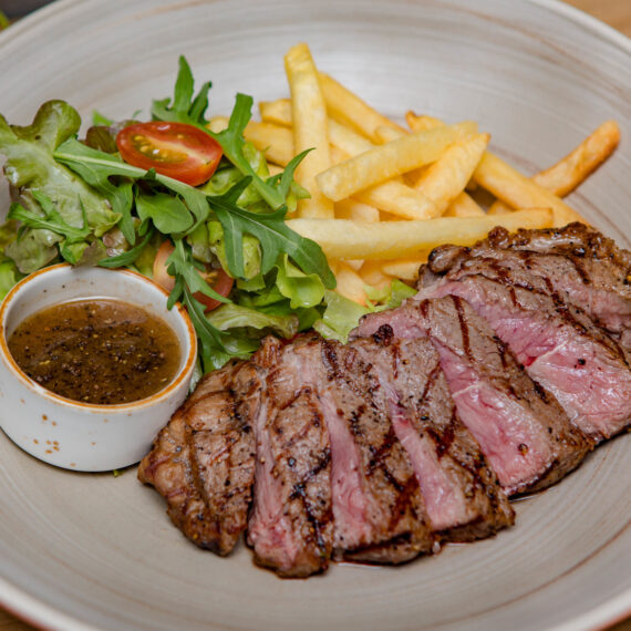 The Coffee Club Boat Avenue (Phuket)