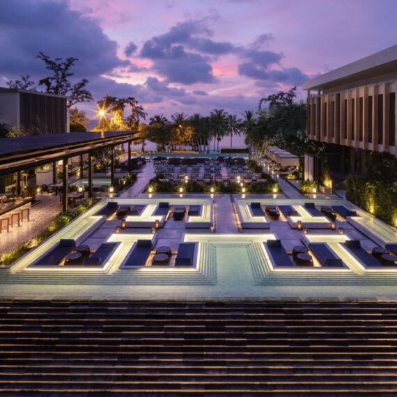 The Deck Beach Club Patong Four Points by Sheraton Patong Beach Resort (Phuket)