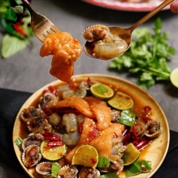 Na Ploenchit Lasalle