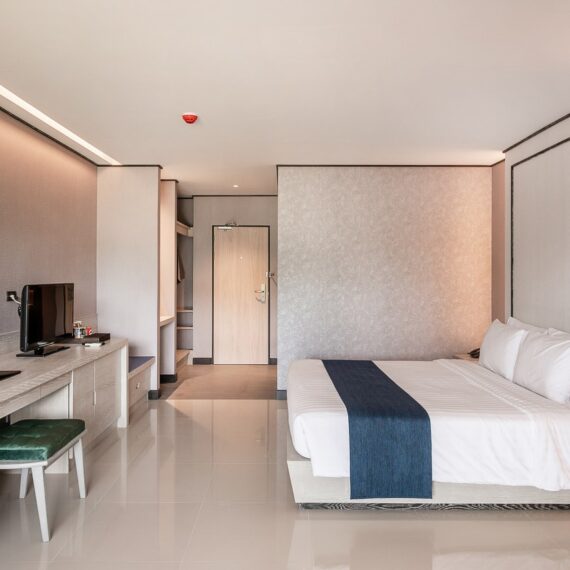 Manhattan Hotel Staycation (Pattaya)