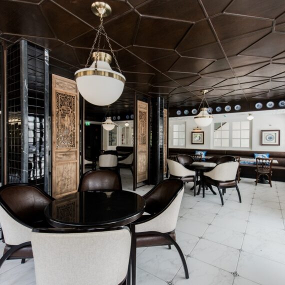 Laikraam Restaurant at Marina Gallery Resort-Kacha-Kalim Bay (Phuket)