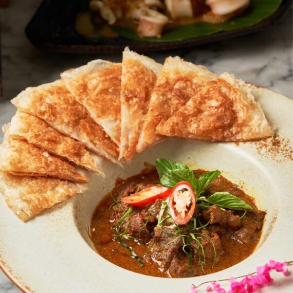 Phuket Town Restaurant Thonglor