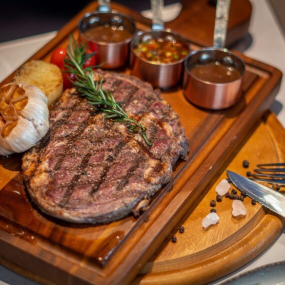 Silver Moon Rooftop by Novotel Marina Sriracha & Koh Si Chang (Chonburi)