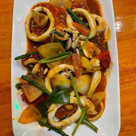 Rimbungsounprig Bar&Restaurants (Ayutthaya)