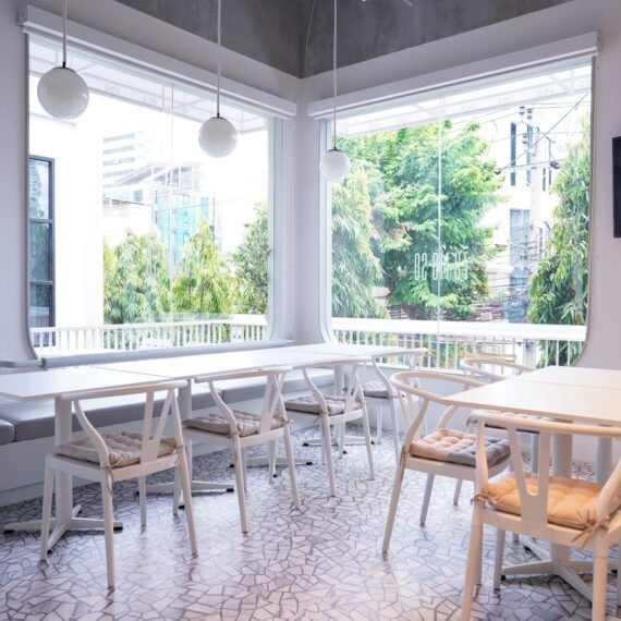 Zumoso Yum Bistro & Bar