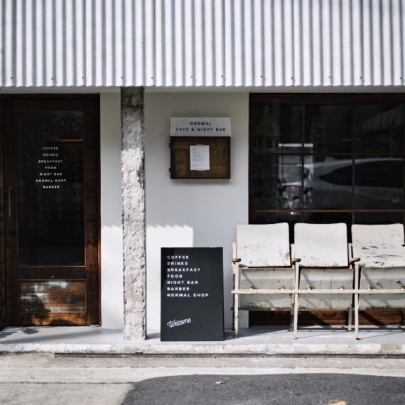 Normal Cafe and Night Bar