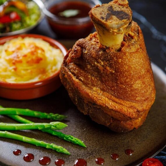 Avalon Cafe & Restaurant (Phitsanulok)