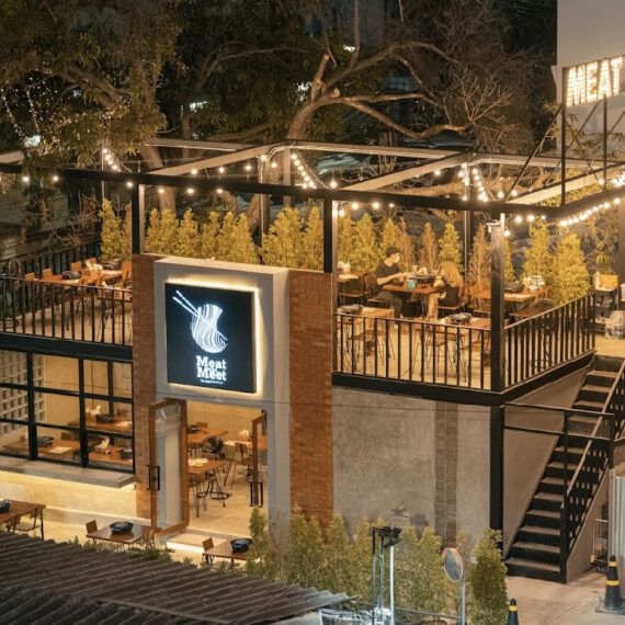 Meat & Meet Mookata The Street Ratchada