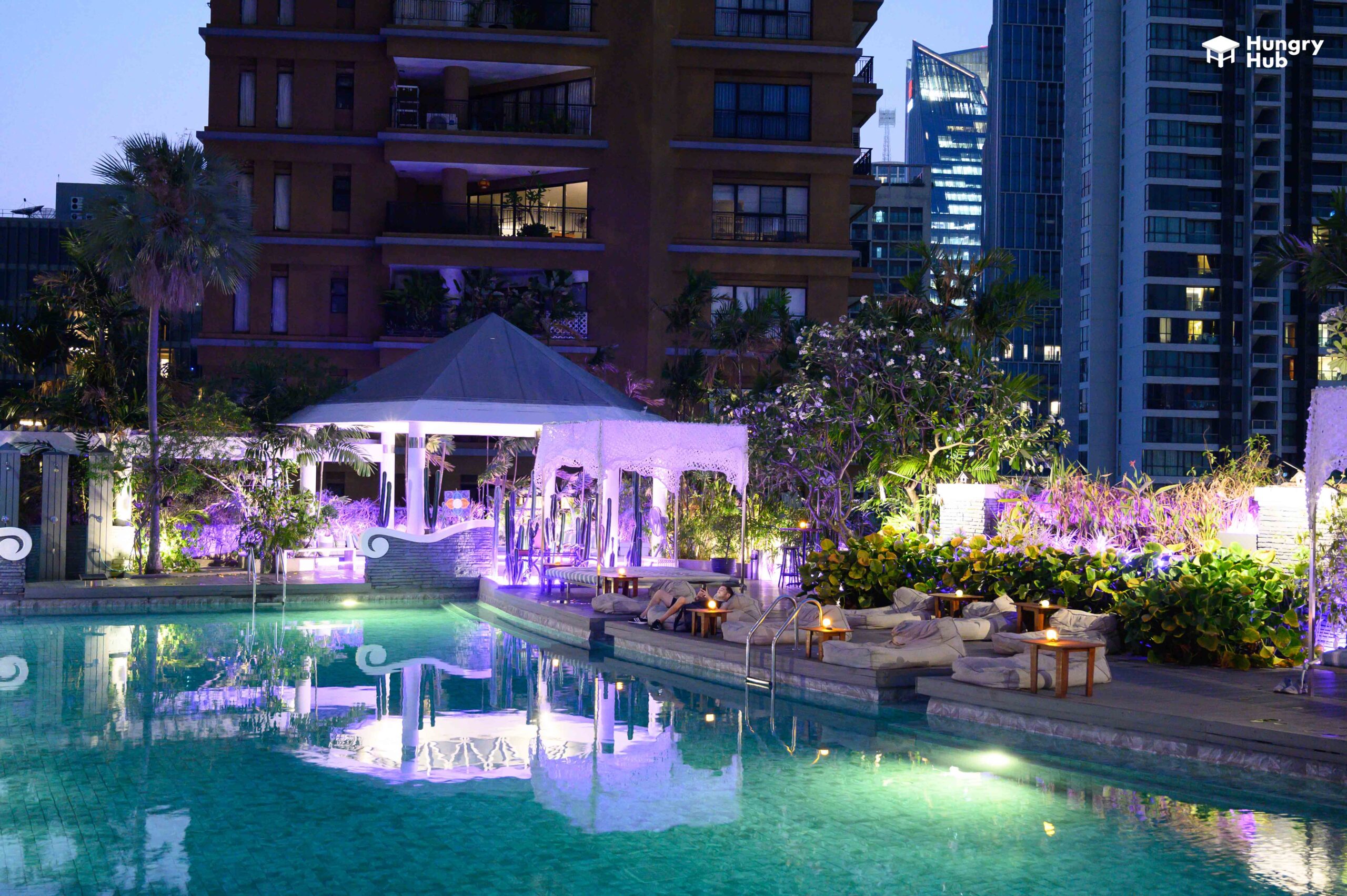 By The Pool Restaurant & Pool Bar