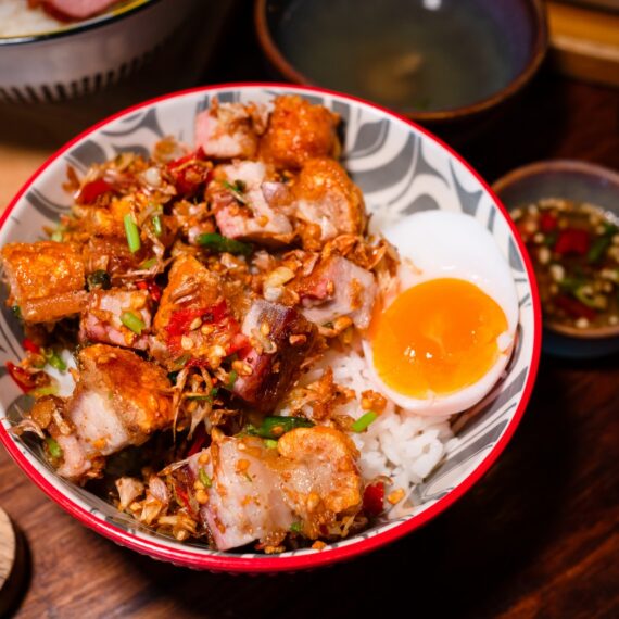 Khaodongmoodaeng Siriraj Wang Lang