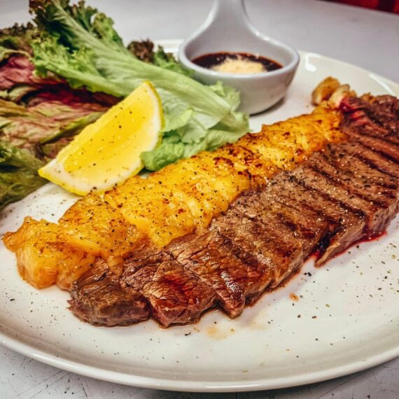 Chunloy Cuisine & Bar