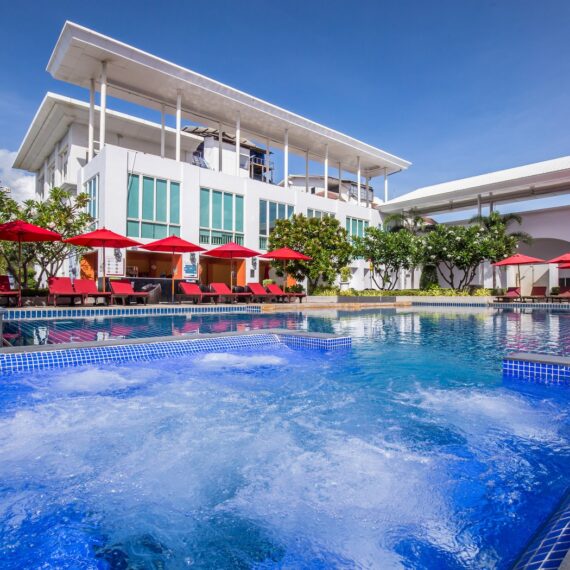 D Varee Jomtien Beach Staycation (Pattaya)