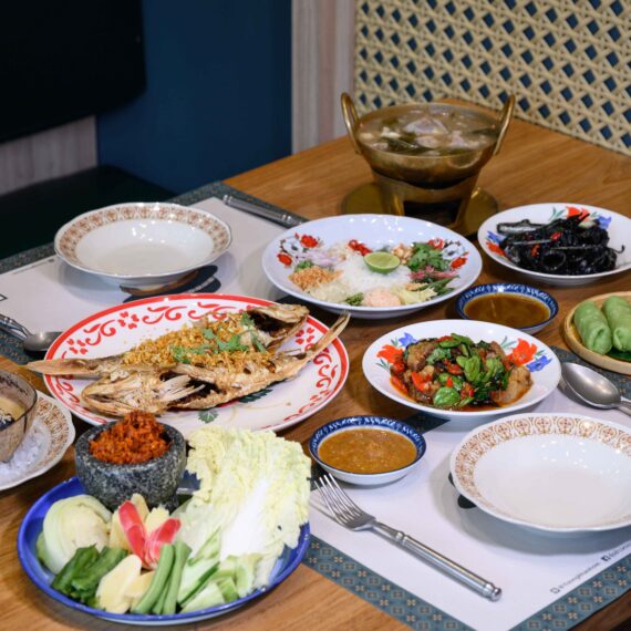 Yoong Khao Hom I'm Park Chula