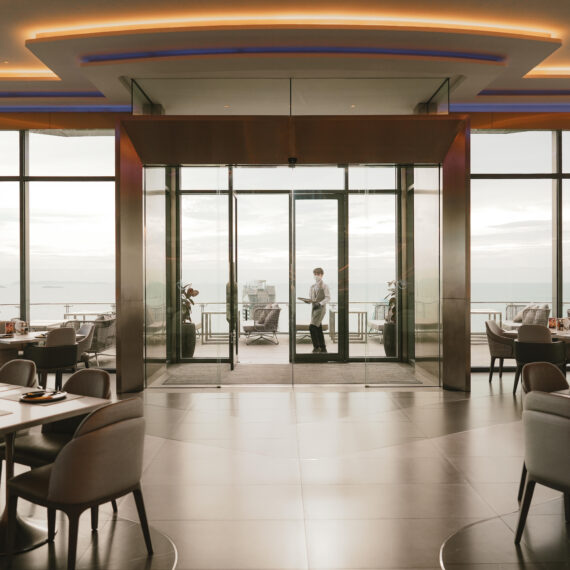 Sola Luna Rooftop at Grande Centre Point Space (Pattaya)