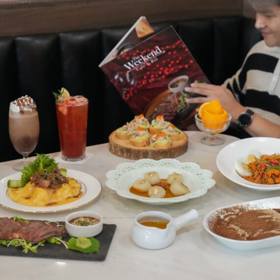 The Weekend Café & Bar