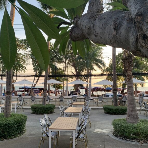 Beach Kitchen by Avalon Beach Resort Pattaya (Pattaya)