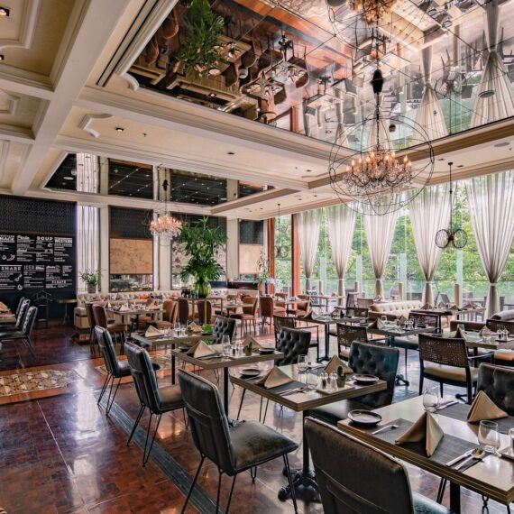 Metro on Wireless at Hotel Indigo Bangkok