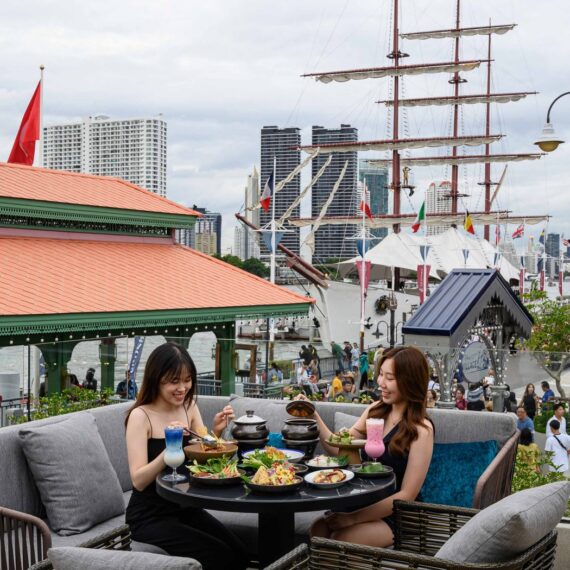 The Siam Tea Room (Asiatique the Riverfront Branch)