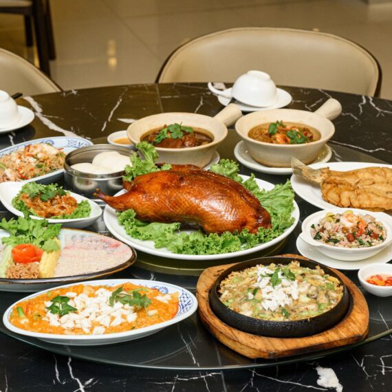 Earw Thai Suki Boran Central Plaza Rama 3