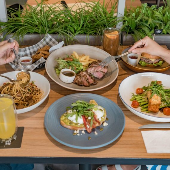 The Coffee Club River City