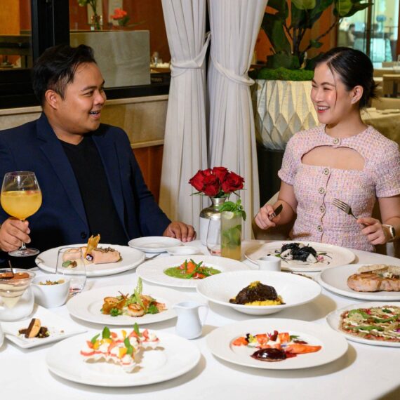 Biscotti Anantara Siam Bangkok Hotel