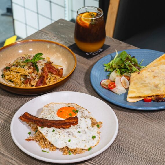 The Coffee Club Chatrium Sathorn Narathiwas 24