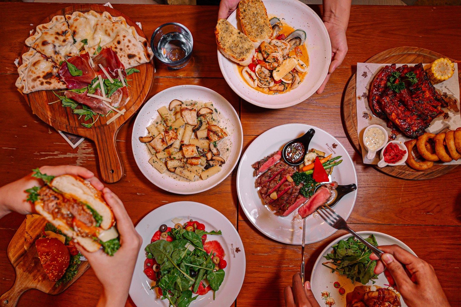 Five Crossing Eatery & Winery