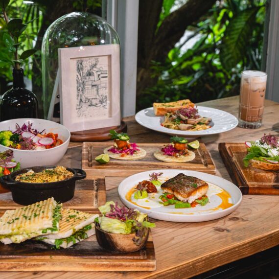 Dusit Gourmet at Baan Dusit Thani