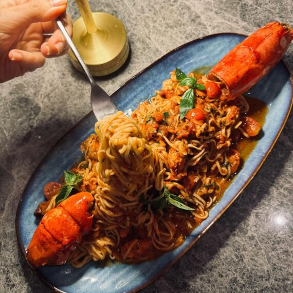 La Tavola Renaissance Bangkok