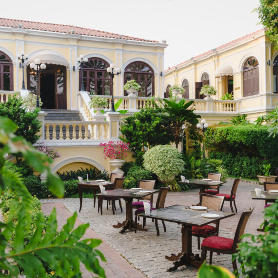 Praya Dining at Praya Palazzo, Bangkok