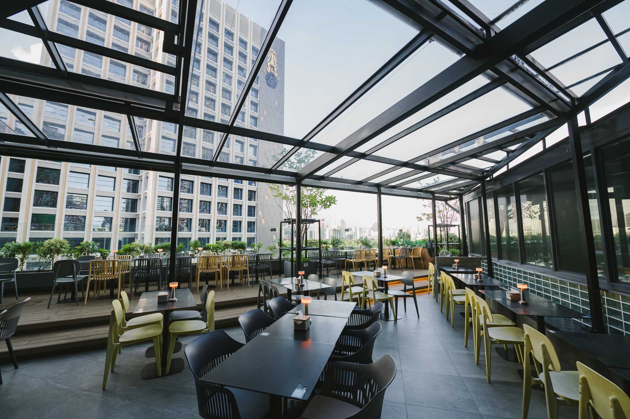 Throwback Rooftop Bangkok at Silom Edge