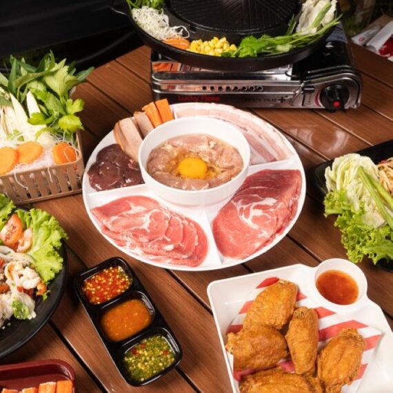 Mookrata MahaNakhon Camping Srinagarindra