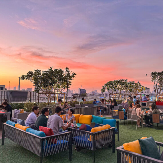 212 Rooftop Bar At Ibis Styles Bangkok Ratchada