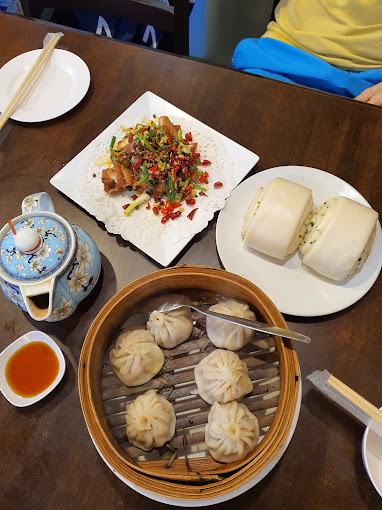 Yi Pin Xiang Bang Rak