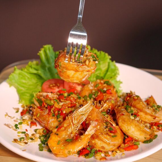 Khun Toom Kitchen Saimai Avenue