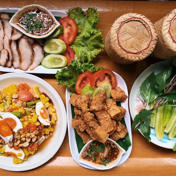 Ruen Sakhon Cafe & Restaurant