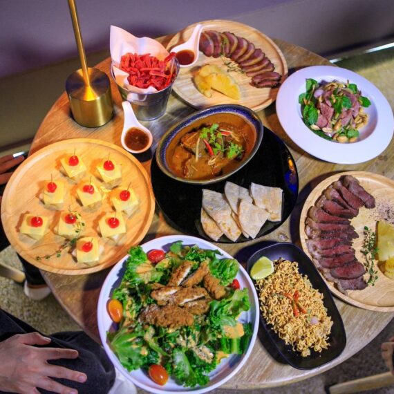 Copacabana Rooftop diner (Chiang Mai)