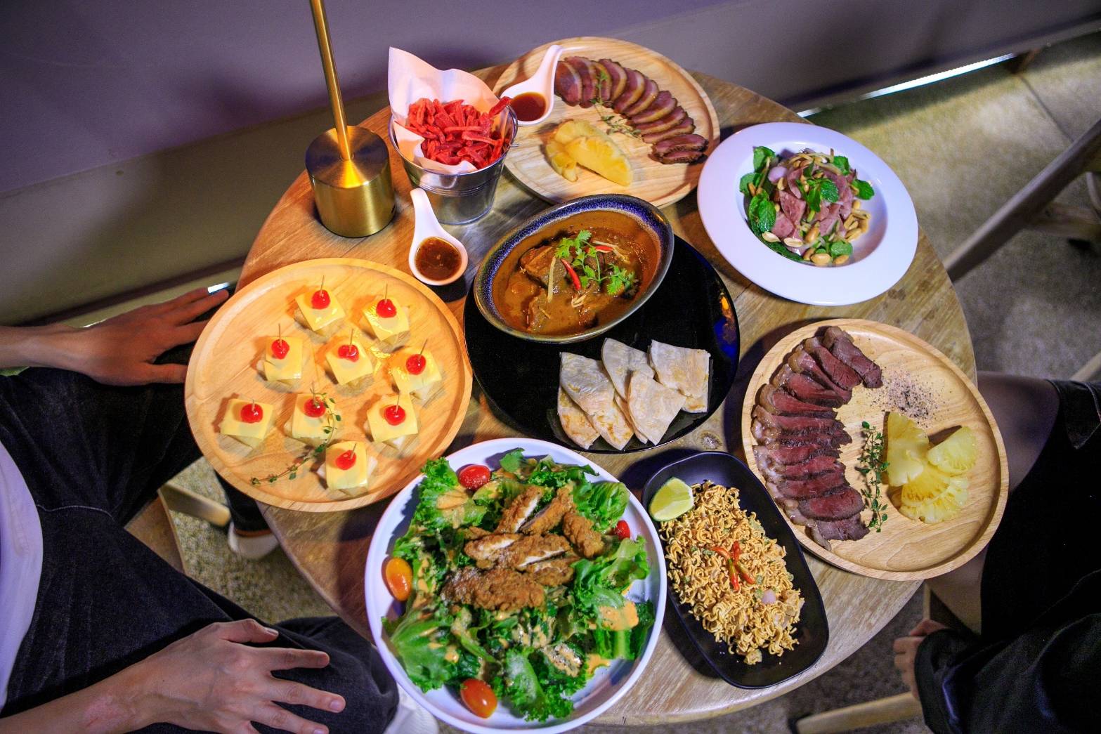 Copacabana Rooftop diner (Chiang Mai)