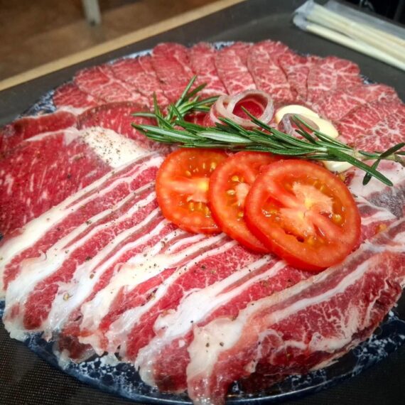 No more Mondays Café&Bar