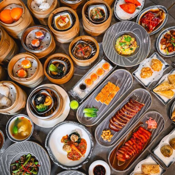 PengYou Cuisine & Specialty Bar Ekkamai