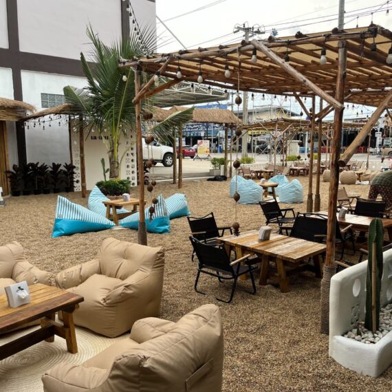 Lay Non Beach Seafood & Bistro