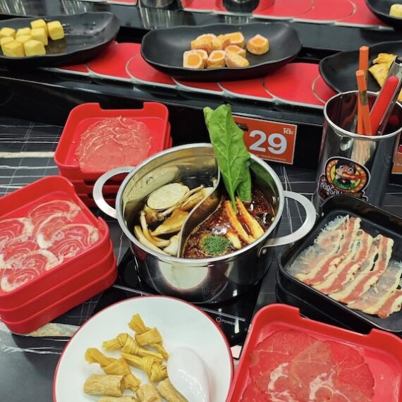 Ruedooron by Liyang Lasalle