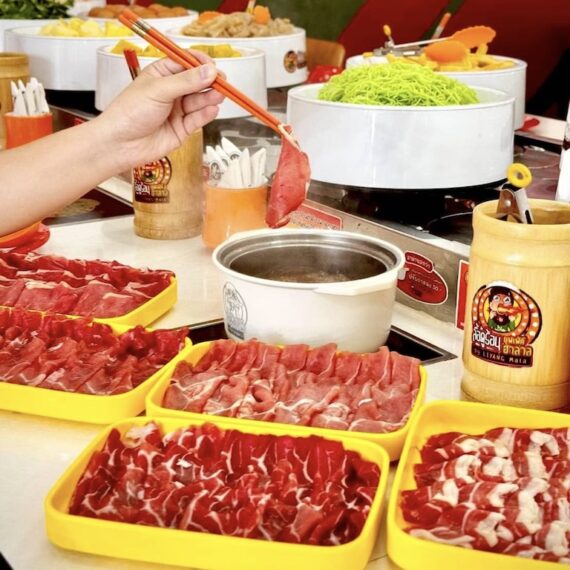 Ruedooron by Liyang Lat Krabang