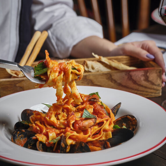 Cantina Wine Bar & Italian Kitchen