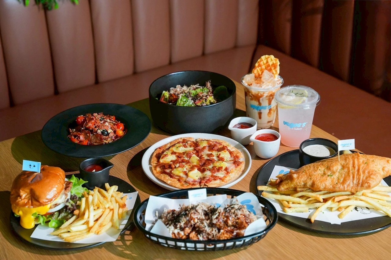 Vegas Cafe & Gallery