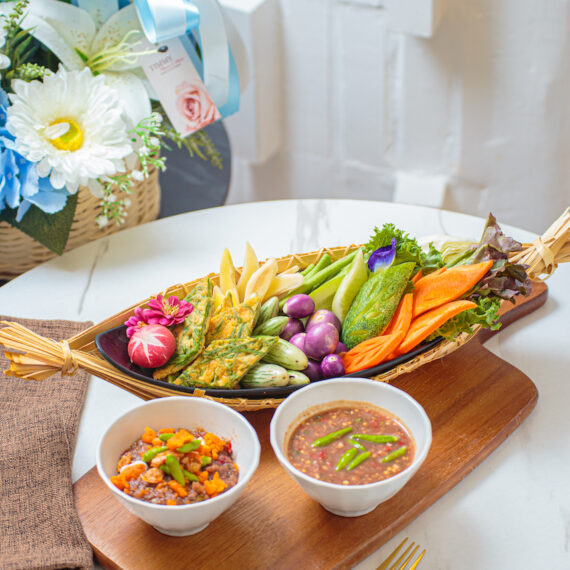 Cool Bon Café & Restaurant