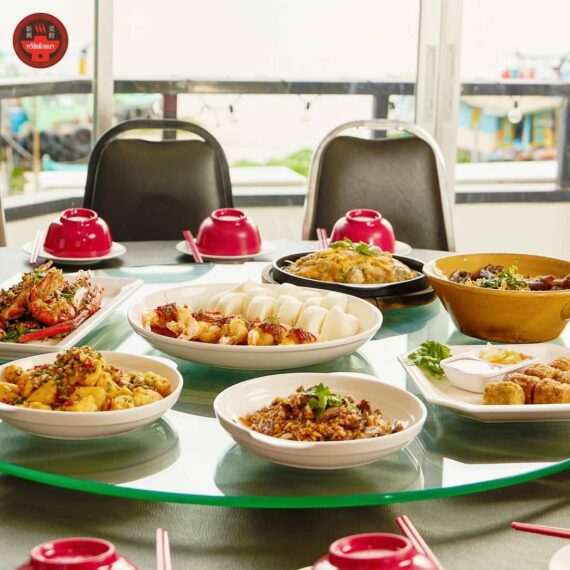 Thaveechai Pochana Suan Mali