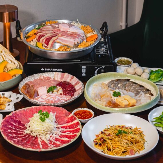 Sook Samraan - Cafe Mookrata