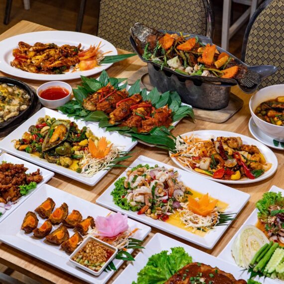 Phahon View Watcharapol